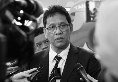 Menteri Purbaya: Dilantik, Blunder, Didemo, dan Minta Maaf
