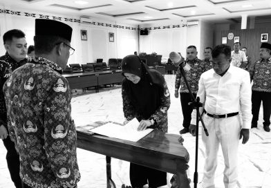 Asisten III Pimpin Sertijab Enam Camat yang Baru Dilantik