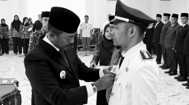 Masyarakat Adalah Tuan dan Sasaran Pengabdian